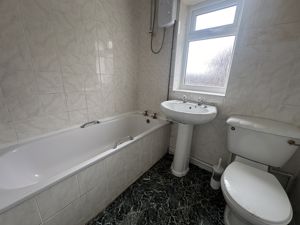 Bathroom - click for photo gallery